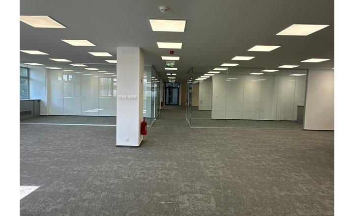 Kancelárske priestory v Citysite – 376 m², ul. Vlčie Hrdlo - fotografia 1