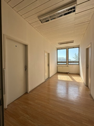 Multifunkčný priestor na prenájom - 120 m2, Pestovateľská ul. - fotografia 14