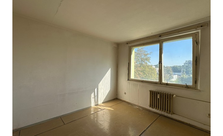 REZERVOVANÉ - 3-izbový byt v pôvodnom stave, lodžia - 69 m2, ul. Mamateyova - fotografia 5