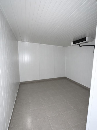 Obchodno-skladový priestor s chladiacim boxom – 140 m², ul. Stará Vajnorská - fotografia 3