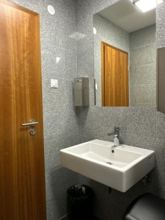 Podkrovné administratívne priestory  – 186,9 m², Miletičova ul. - fotografia 24