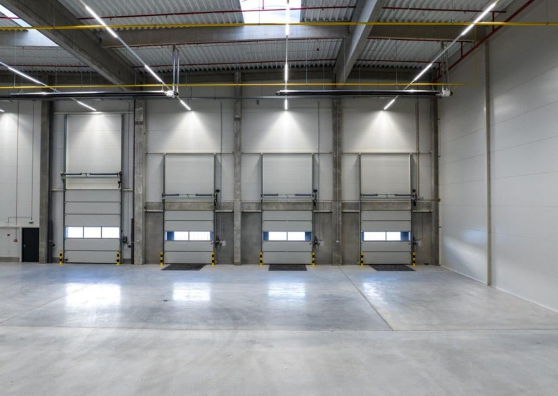 Sklad pre mestskú logistiku a ľahkú výrobu na prenájom - 1.879 m2, Staviteľská ul.
