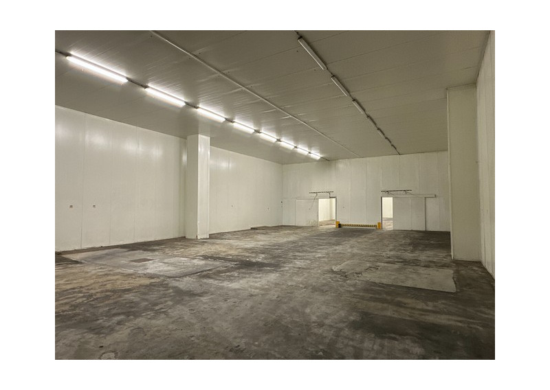 Skladové priestory s možnosťou delenia - 360 m2-1.800 m2, ul. Na Pántoch
