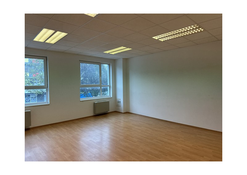 Kancelária na prenájom - od 18 m2, Údernícka ul.