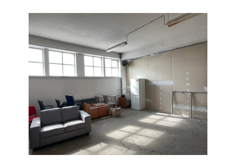 Skladovacie priestory – od 36 m² do 216 m², Púchovská ul.