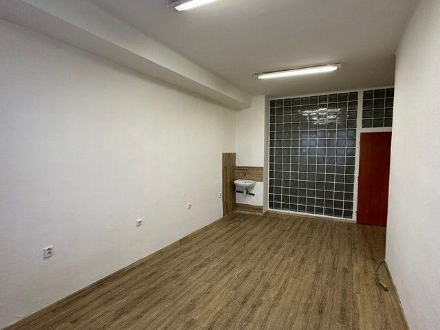 Kancelárske priestory s umývadlom na prenájom - od 18 m2, Bojnická ul.