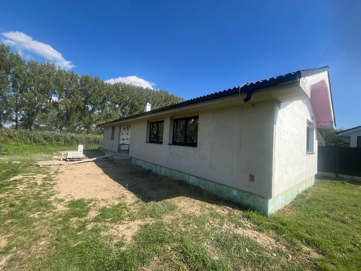 NOVOSTAVBA ZBEHY-POSLEDNÝ VOLNÝ REZERVOVANÉ