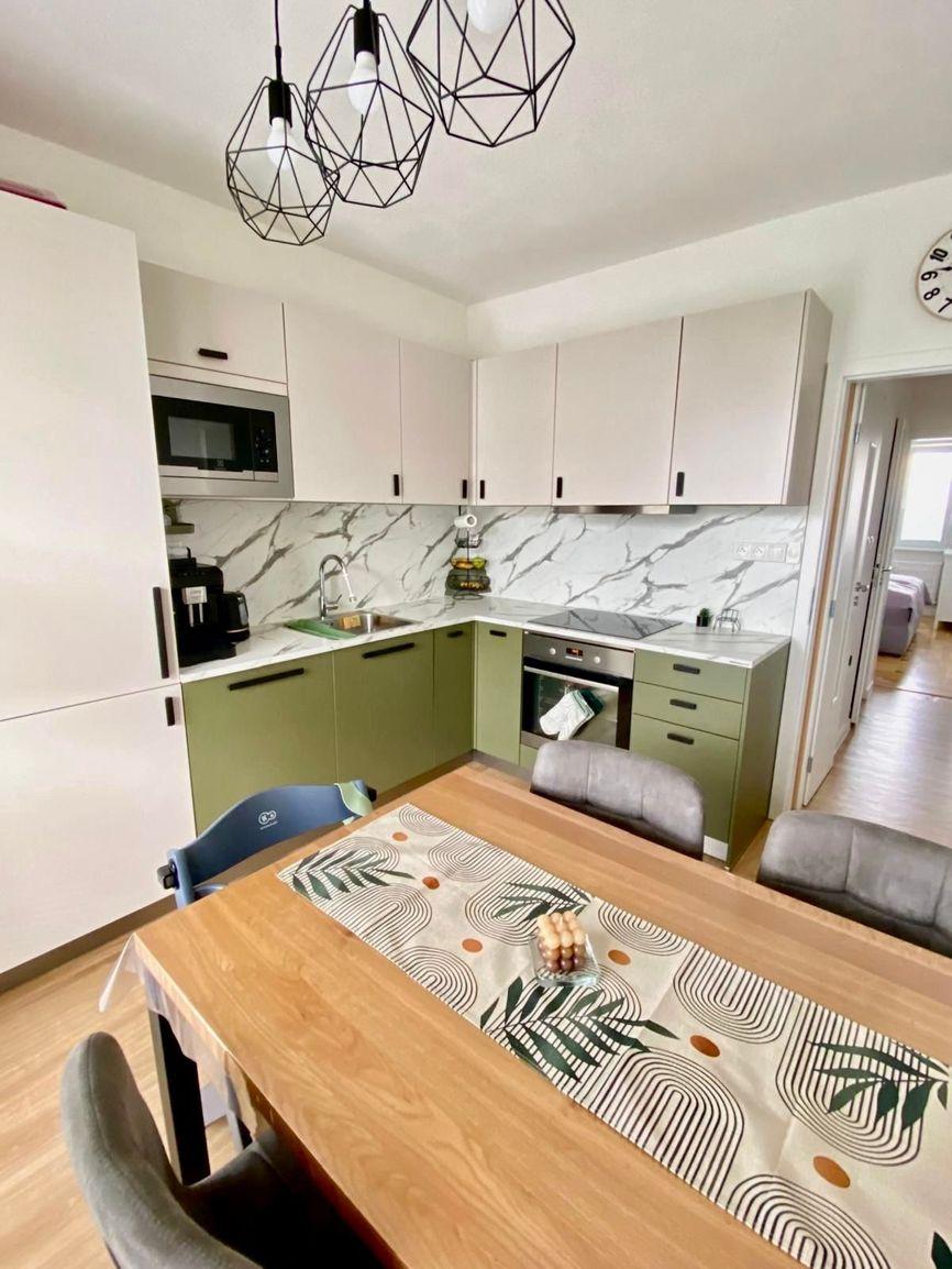 EXKLUZÍVNY PREDAJ 3-izbový byt s loggiou 78m2 posch 5/7