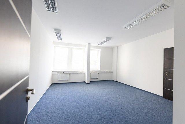 Kancelárske priestory na prenájom - od 12 m2, Pestovateľská ul. Možnosť kúpy.