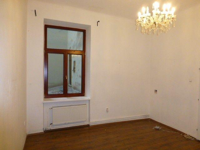 Dvojkancelária s vlastným zázemím v centre mesta na Šafárikovom námestí