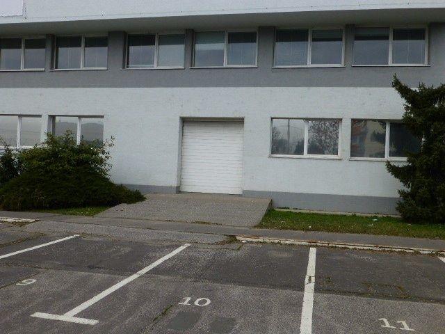 Obchodno-skladový priestor na prenájom - 246 m2, Vajnorská ul.