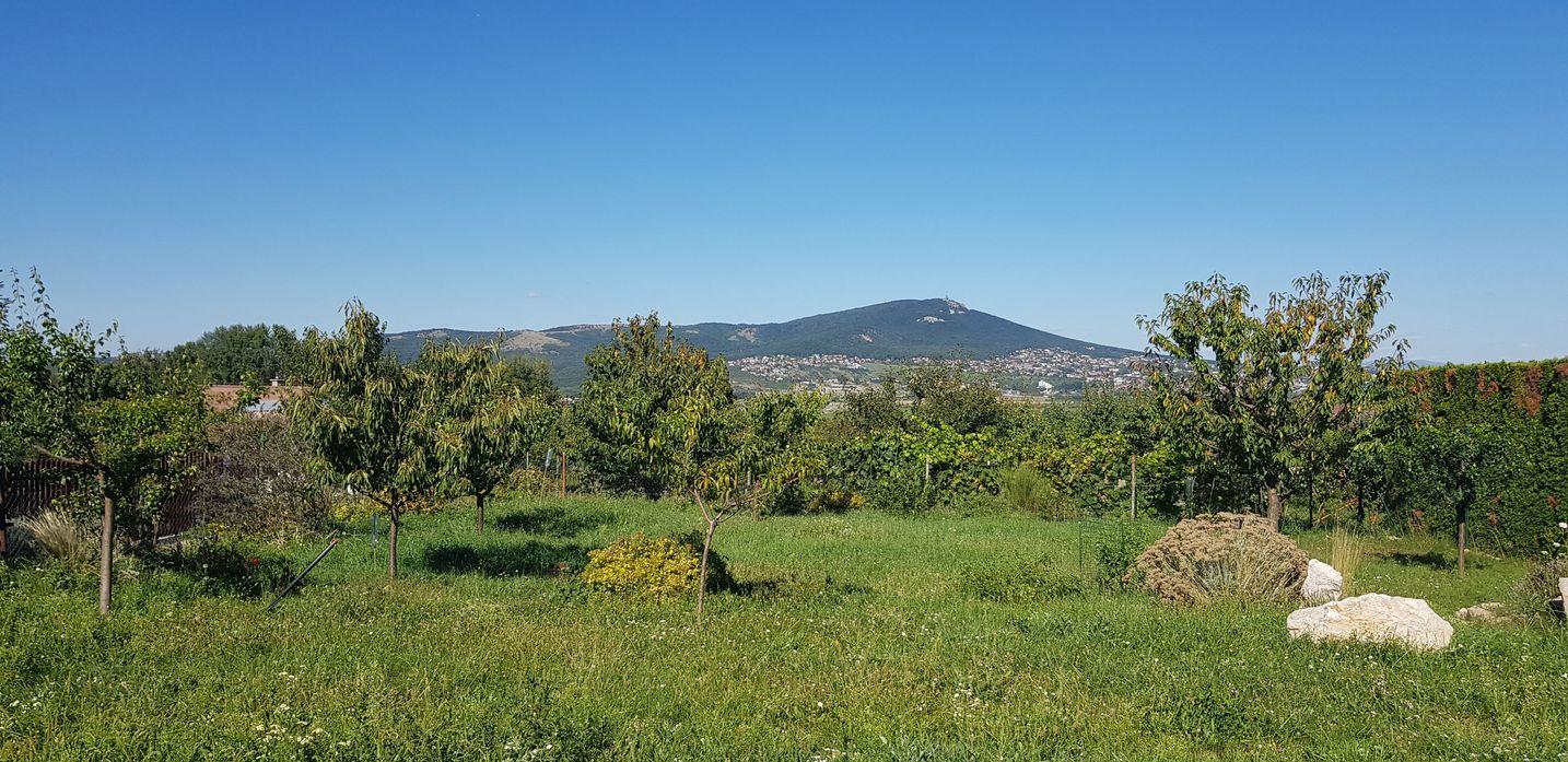 Predám pozemok pre RD Nitra - Mlynárce 575m2.