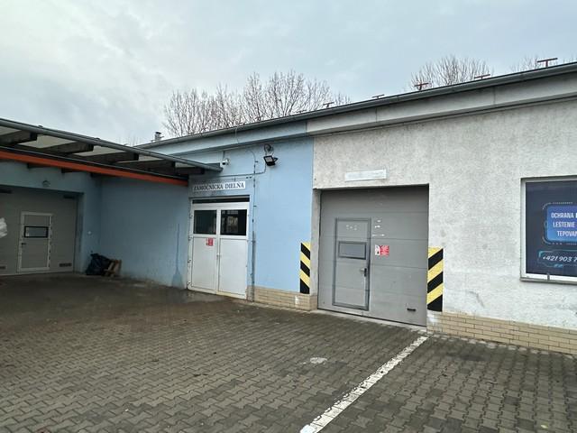 Skladovo-servisný priestor na prenájom - 154 m2, Bajkalská