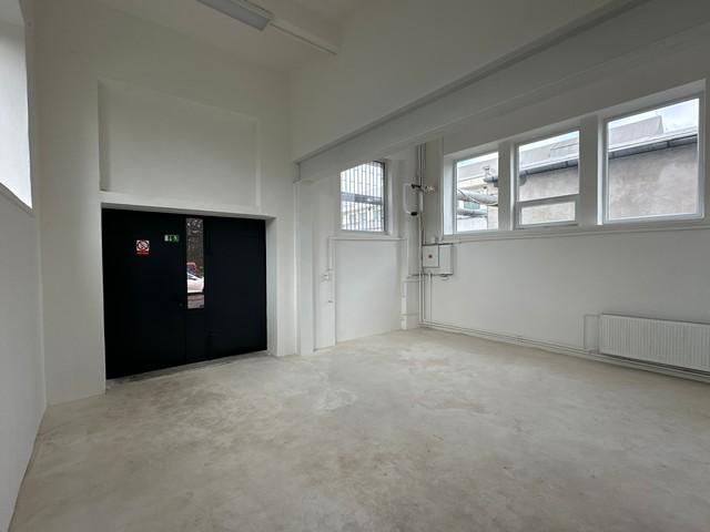 Skladovo prevádzkový priestor na prenájom - 166 m2, Odborárska ul.