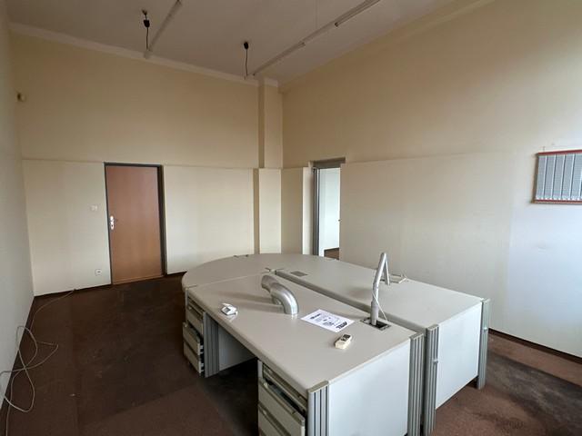 Administratívny celok na prenájom - 475 m2, Bojnická ul.