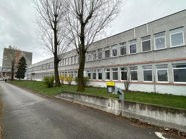 Multifunkčný priestor na prenájom – 475 m², Bojnická ul.