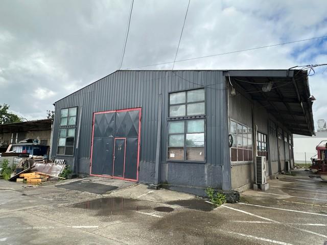Priestory pre autoservis, sklad alebo ľahkú výrobu - 300 m2, Púchovská ul.