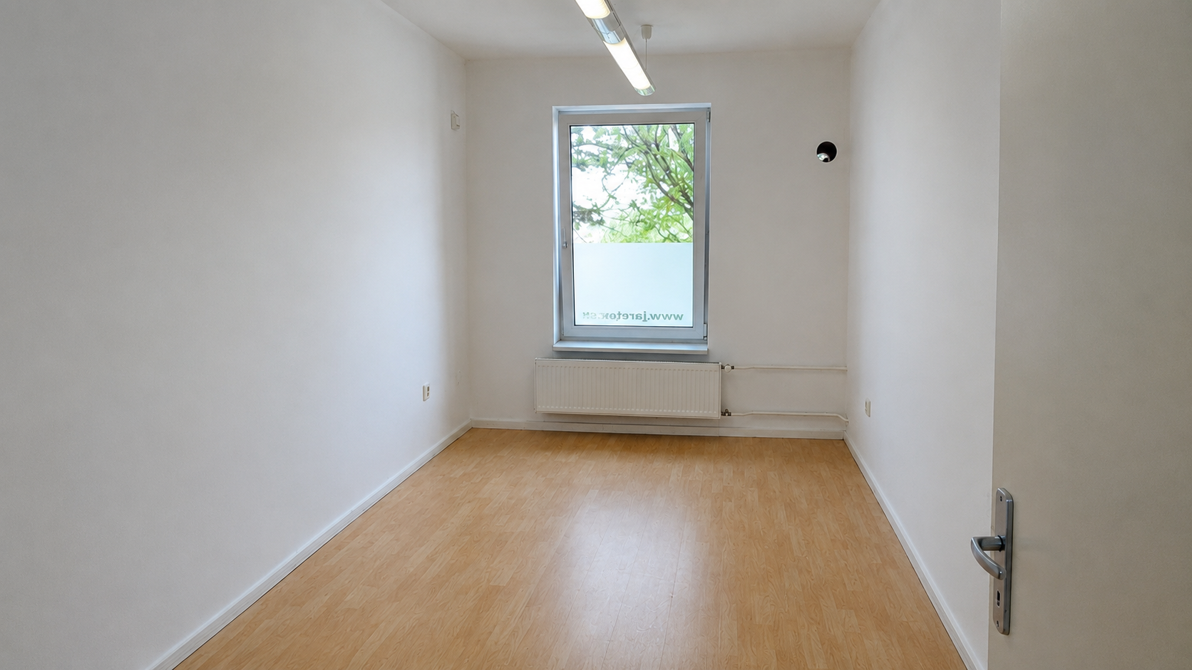 Prenajmem kancelárske priestory 15m2 v Nitre.