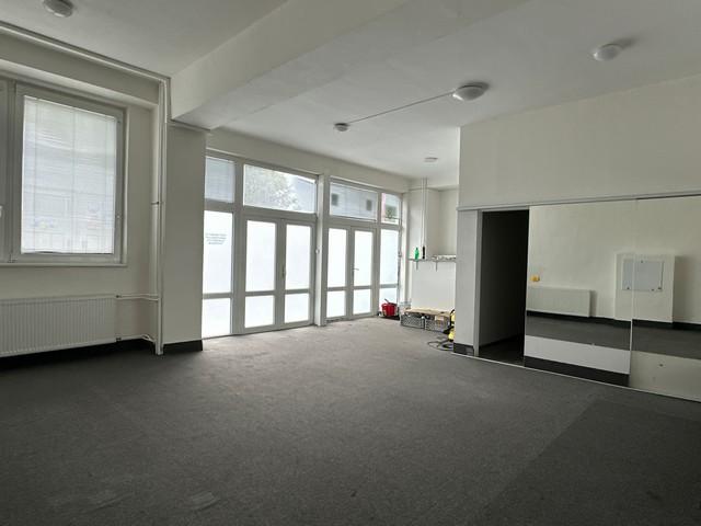Prevádzkový priestor na prenájom - 56 m2, Panónska cesta
