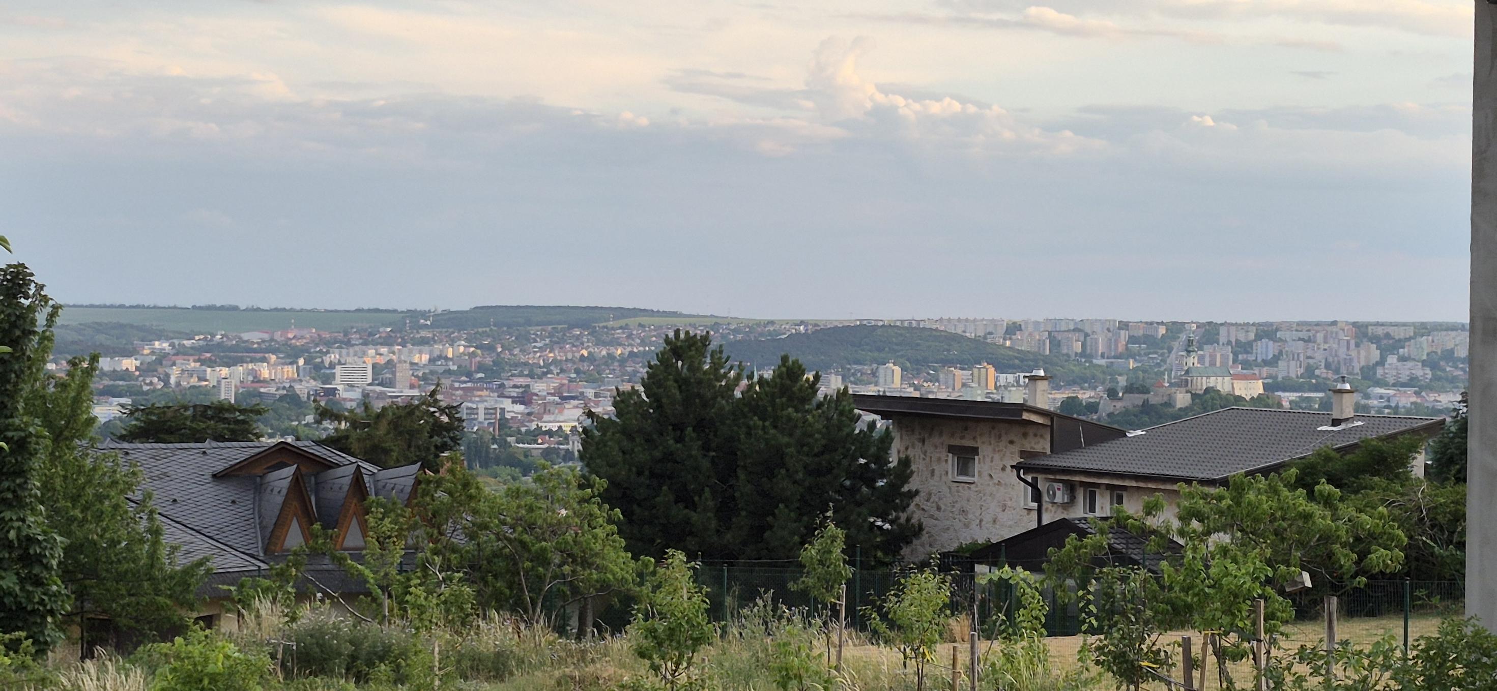Predám stavebný pozemok Nitra - Zobor.