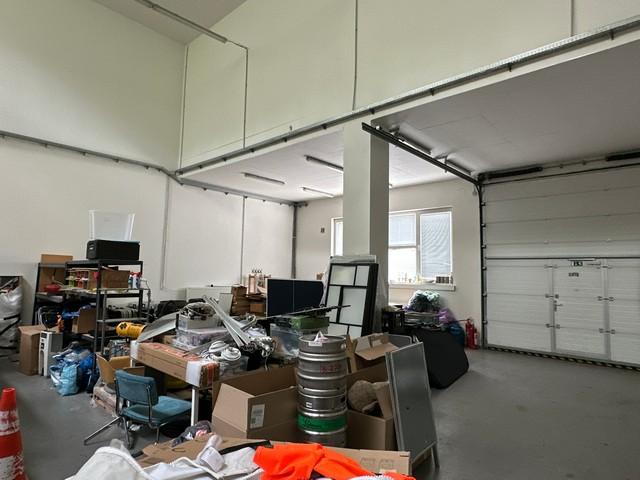Skladovo-administratívny priestor na prenájom – 177 m², Račianska ul.