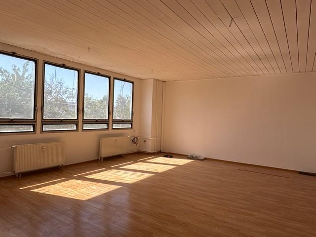 Multifunkčný priestor na prenájom - 120 m2, Pestovateľská ul.