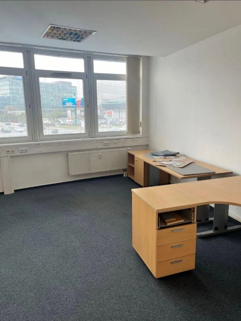 Predaj polyfunkčné priestory v centre, fotografia 6