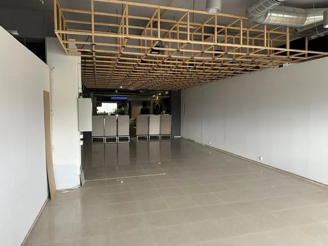 Obchodné priestory so zvýhodneným nájomným na prenájom - od 90 m2, Račianska ul., fotografia 8