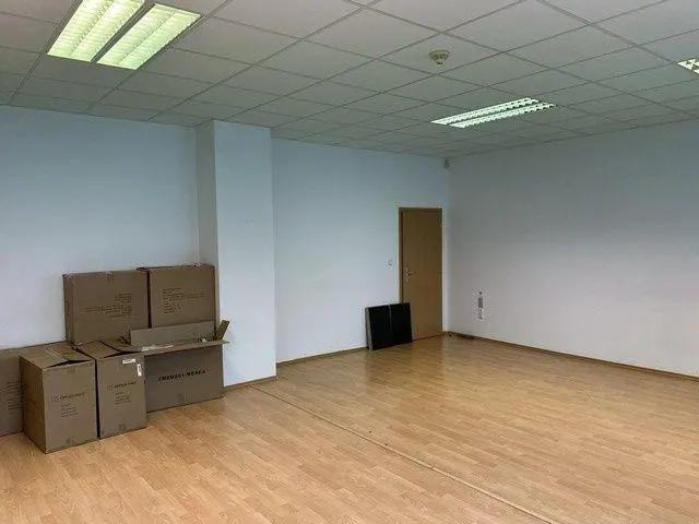 Kancelária na prenájom - od 18 m2, Údernícka ul., fotografia 9