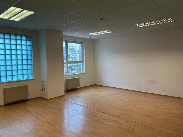 Kancelária na prenájom - od 18 m2, Údernícka ul., fotografia 8