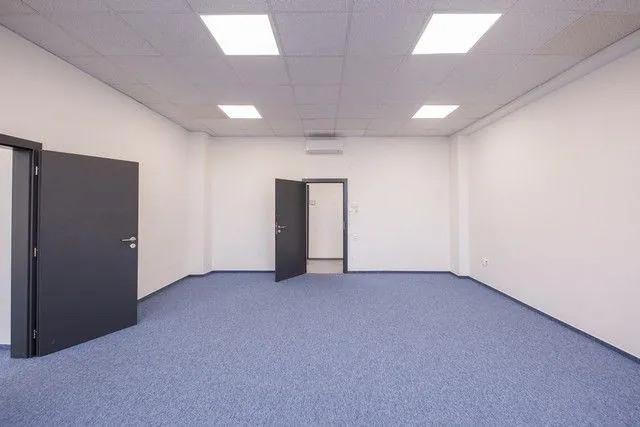 Kancelárske, obchodné a skladové priestory na predaj – od 33 m2, ul. Vajnorská, fotografia 10