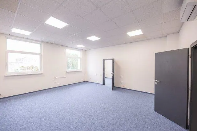 Kancelárske, obchodné a skladové priestory na predaj – od 33 m2, ul. Vajnorská, fotografia 7