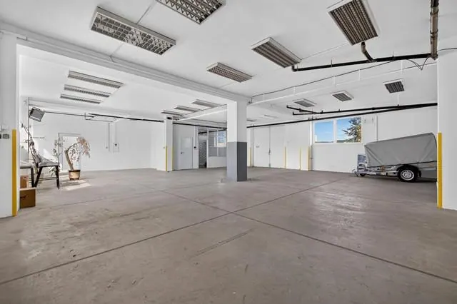 Obchodno-skladový priestor na prenájom - 246 m2, Vajnorská ul., fotografia 5