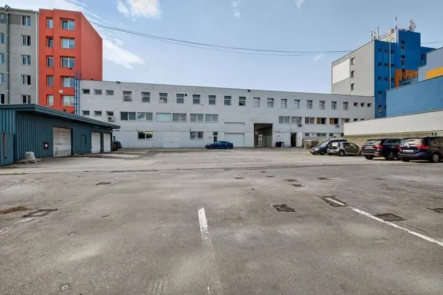 Obchodno-skladový priestor na prenájom - 246 m2, Vajnorská ul., fotografia 12