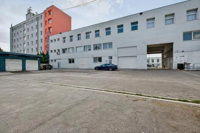 Obchodno-skladový priestor na prenájom - 246 m2, Vajnorská ul., fotografia 13