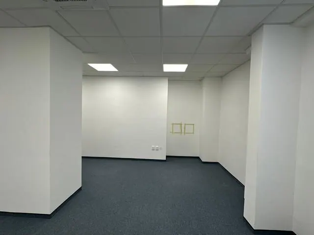 Kancelársky priestor na prenájom – 36 m², Nevädzova ul., fotografia 4