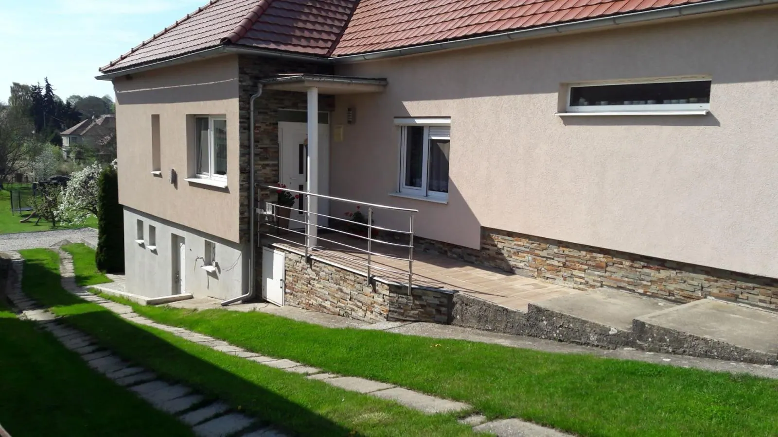 Na predaj útulný pekný RD na bývanie aj podnikanie, Podhájska, fotografia 11