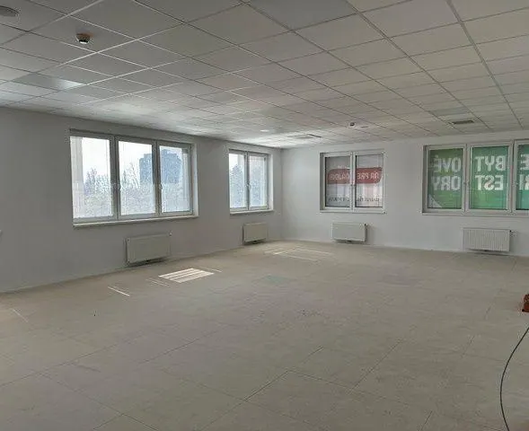 Na prenájom nebytový priestor v projekte Rínok Rača – 148 m², fotografia 2