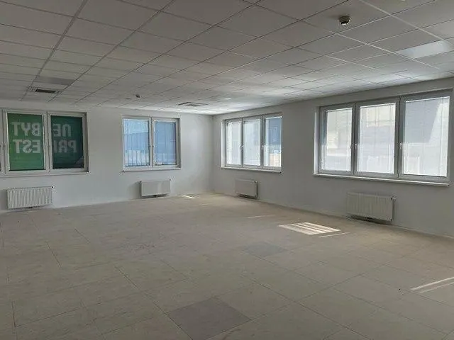 Na prenájom nebytový priestor v projekte Rínok Rača – 148 m², fotografia 4
