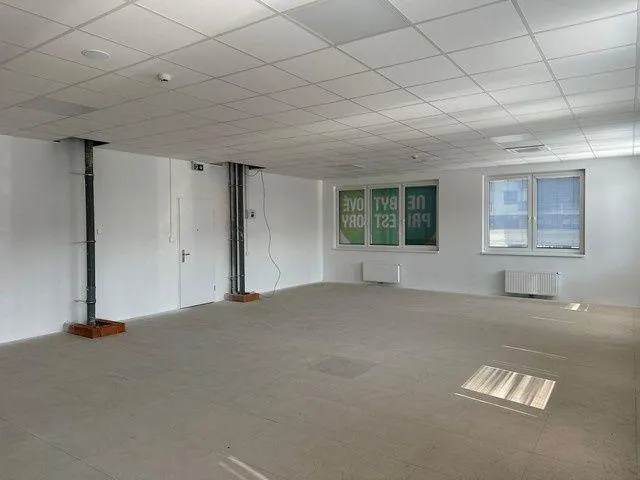 Na prenájom nebytový priestor v projekte Rínok Rača – 148 m², fotografia 3