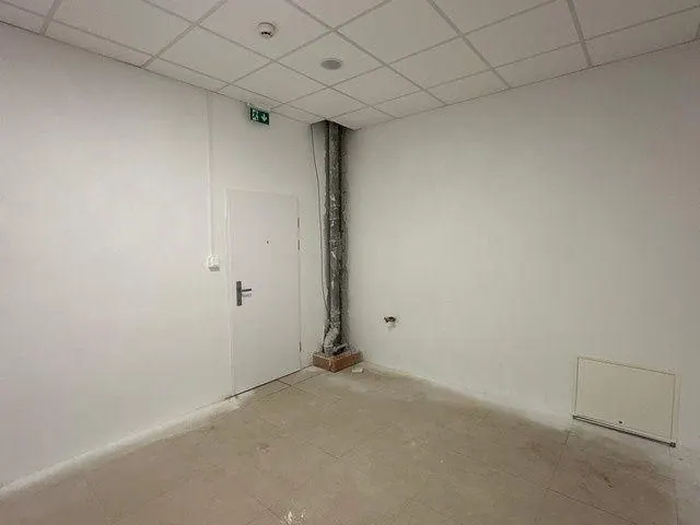 Na prenájom nebytový priestor v projekte Rínok Rača – 148 m², fotografia 10