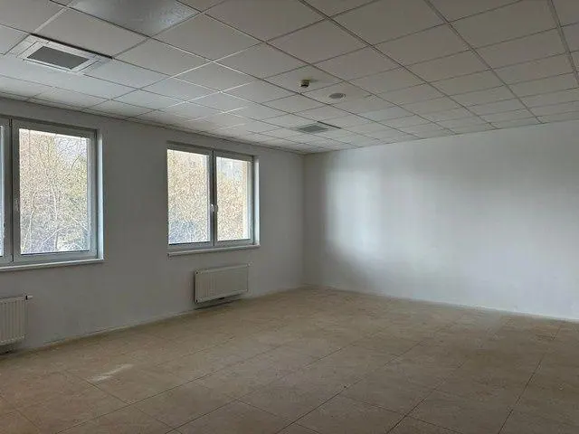 Na prenájom nebytový priestor v projekte Rínok Rača – 148 m², fotografia 5