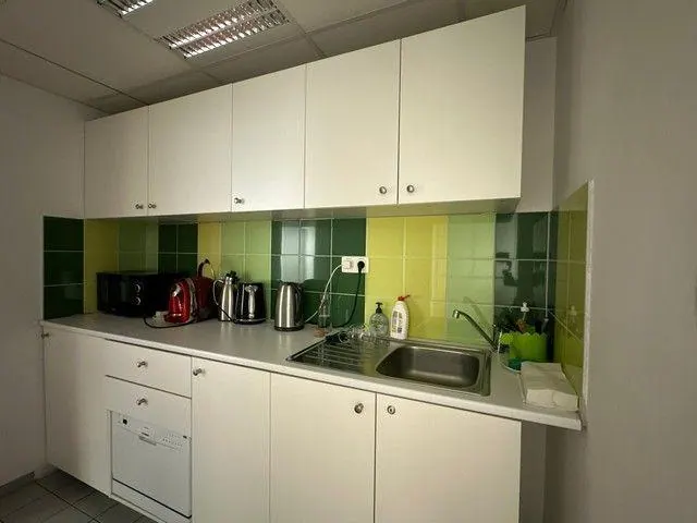 Reprezentatívne administratívne priestory na prenájom - od 18 m2, Košická ul., fotografia 12