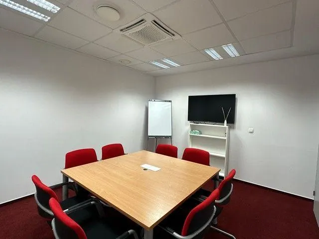 Reprezentatívne administratívne priestory na prenájom - od 18 m2, Košická ul., fotografia 11