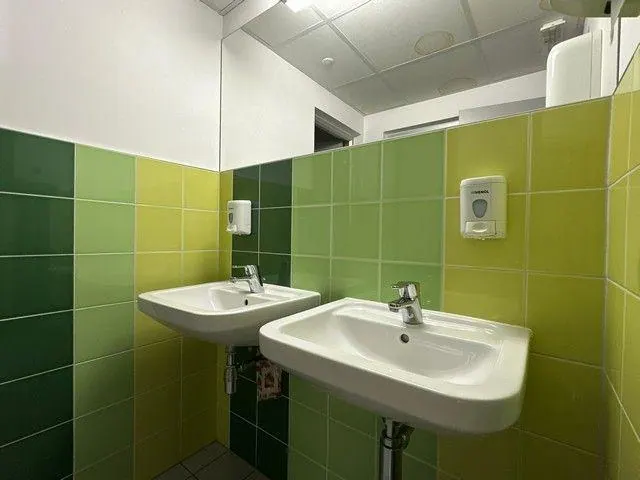 Reprezentatívne administratívne priestory na prenájom - od 18 m2, Košická ul., fotografia 13