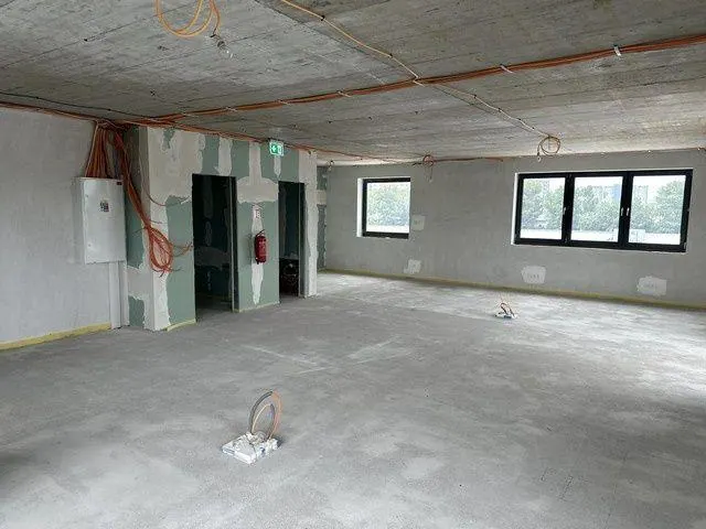 Kancelárske priestory s voliteľnou dispozíciou a skladom na prenájom - od 150 m2, Elektrárenská ul., fotografia 13