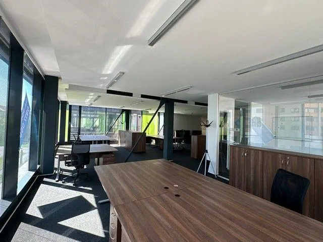 Reprezentatívny administratívny priestor na prenájom - 360 m2, Košická ul., fotografia 4