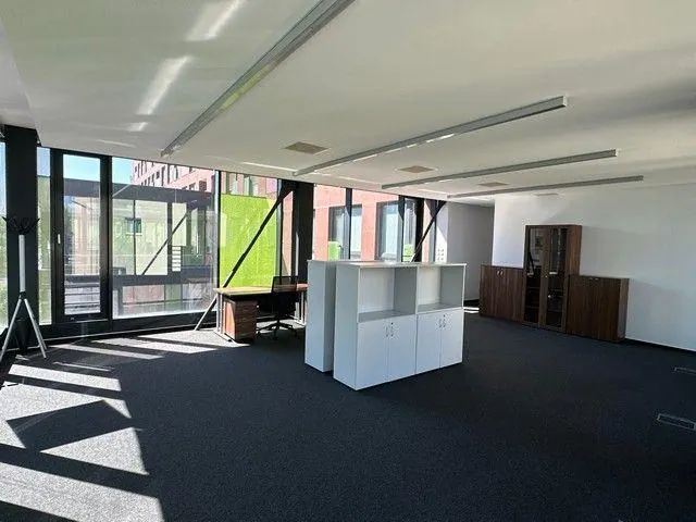 Reprezentatívny administratívny priestor na prenájom - 360 m2, Košická ul., fotografia 17