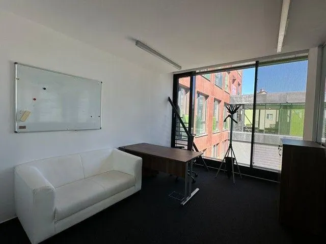 Reprezentatívny administratívny priestor na prenájom - 360 m2, Košická ul., fotografia 7
