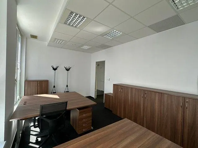 Reprezentatívny administratívny priestor na prenájom - 360 m2, Košická ul., fotografia 13